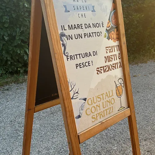 Supporti per eventi — striscioni e bandiere personalizzate